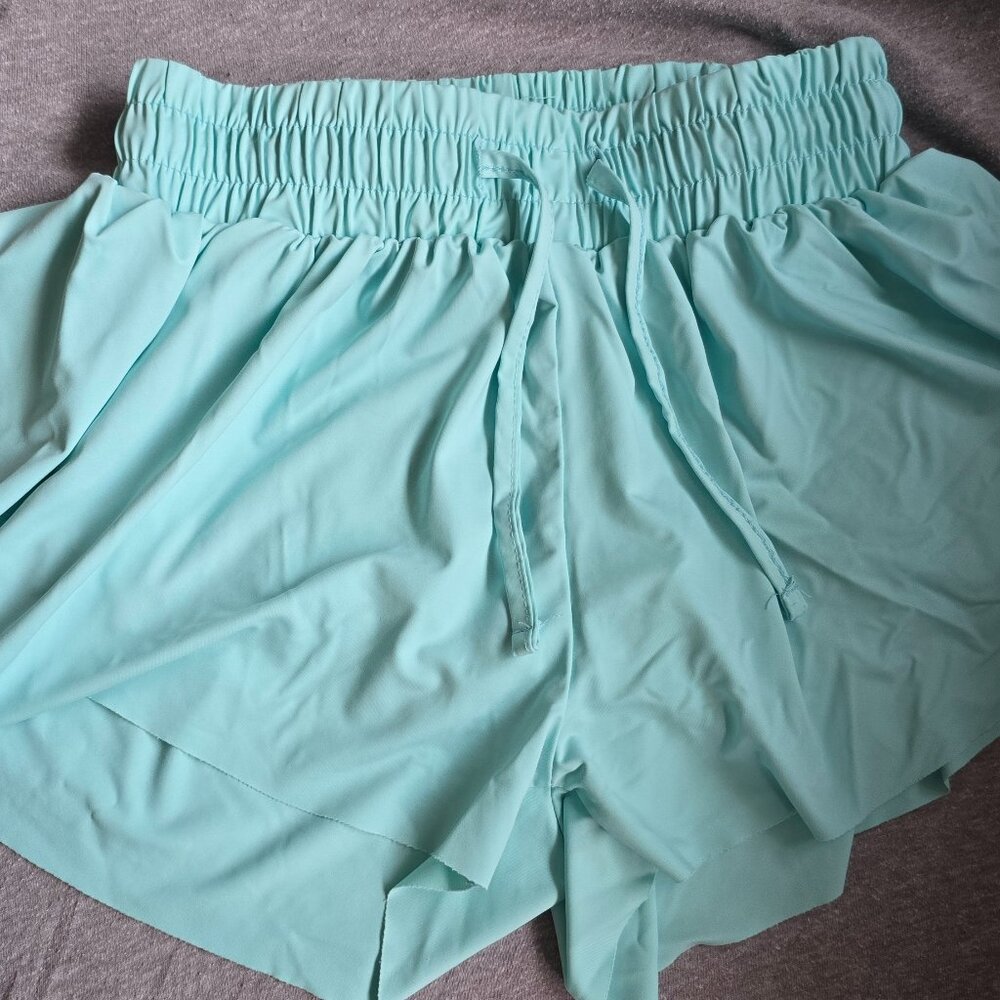 Suzette Medium (8/10) teal color butterfly shorts NWT!!